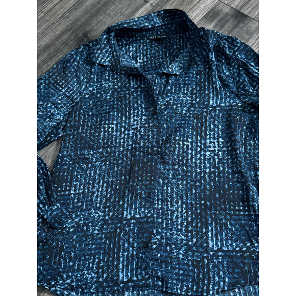 Zac & Rachel Tops - Zac & Rachel Navy Blue Very Thin Silky Material Blouse BNWT Size Large